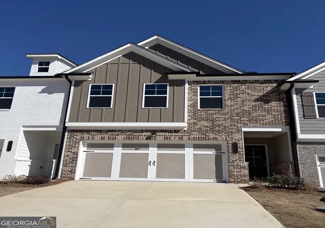 Photo 1 of Townhouse for sale at 5278 Fox Den Rd, Oakwood, GA 30566 | MLS# 10761878 | Listing updated on 2026-09-05