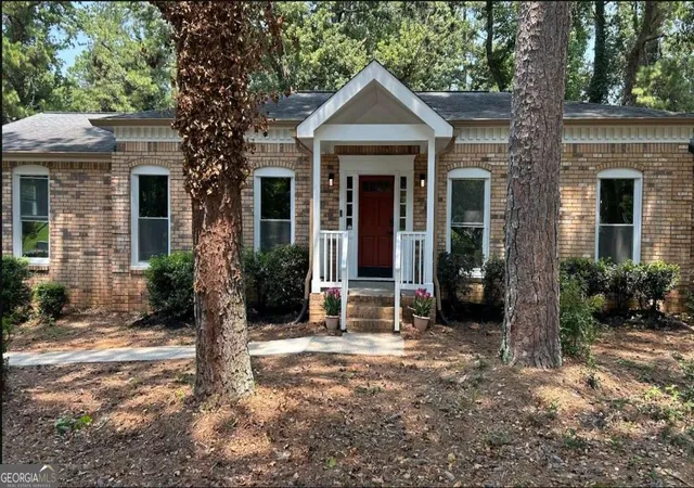 1st image of 3341 Camelot Dr, Marietta, GA 30062 | MLS# 10817562
