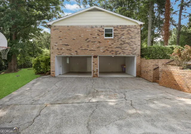 36th image of 3341 Camelot Dr, Marietta, GA 30062 | MLS# 10817562