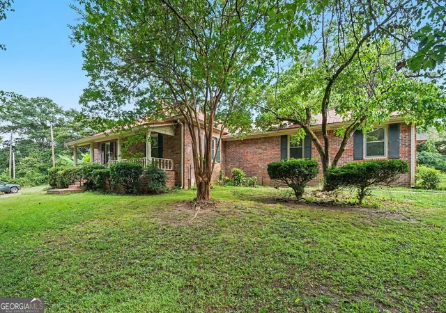 2nd image of 2021 W Hightower Trl, Conyers, GA 30012 | MLS# 10813000