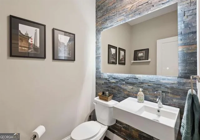 Photo 3 of Single family home for sale at 2814 Silver Hill Ter Se, Atlanta, GA 30316 | MLS# 10827166 | Listing updated on 2026-08-31