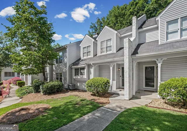 Photo 3 of Condo for sale at 1113 Cannongate Xing SW, Marietta, GA 30064 | MLS# 10808960 | Listing updated on 2026-08-10