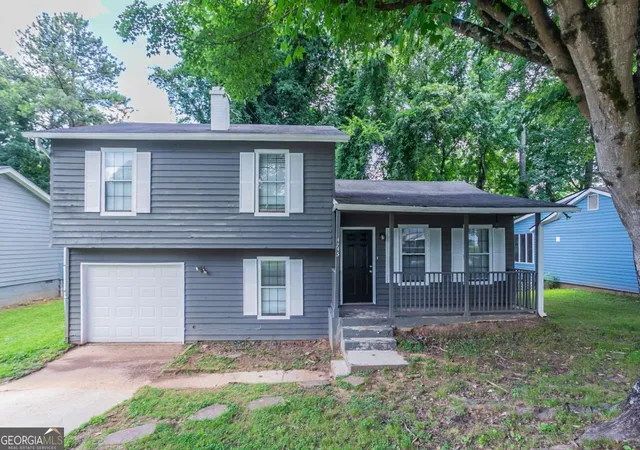 Photo 1 of Single family home for sale at 4745 Hairston Crossing Rd, Stone Mountain, GA 30083 | MLS# 10557292 | Listing updated on 2026-09-11