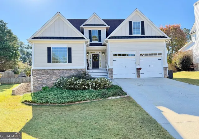 Photo 1 of Single family home for sale at 2004 Hubbard Ct, Villa Rica, GA 30180 | MLS# 10878378 | Listing updated on 2026-10-23