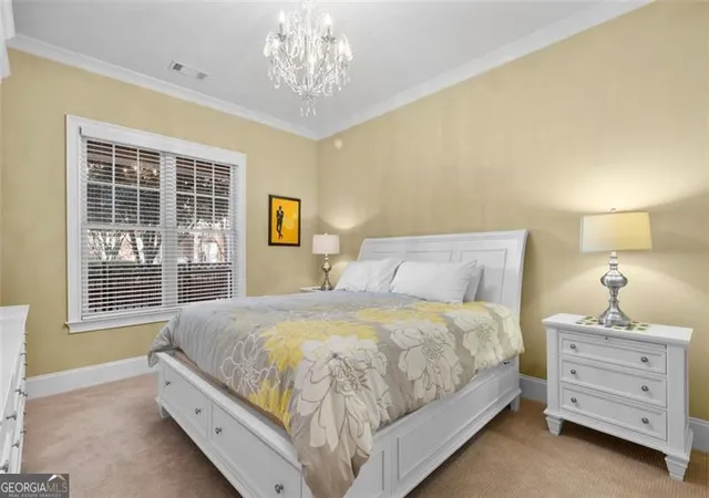 Listing Photo 5 - Condo for sale in building located at 3635 E Paces Cir, Atlanta, GA 30326 - Unit #1103