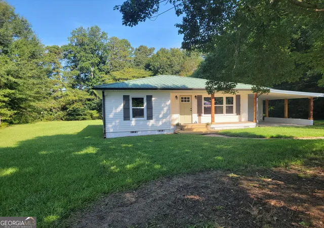 Photo 2 of Single family home for sale at 1477 S 100 Highway, Bowdon, GA 30108 | MLS# 10828329 | Listing updated on 2026-09-14