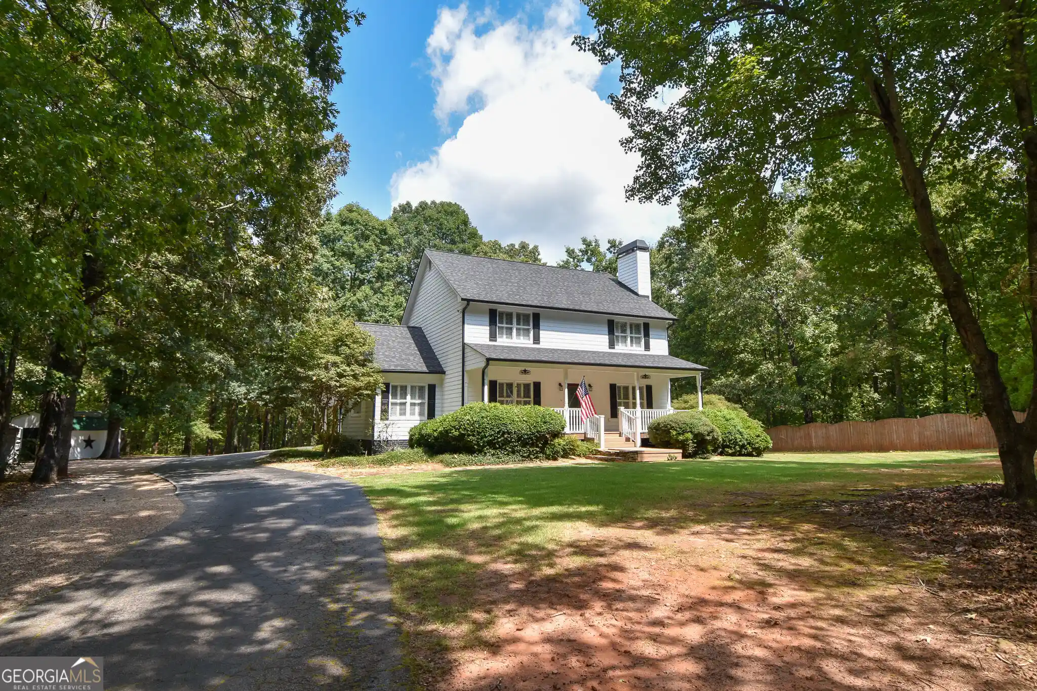 Photo 1 of Single family home for sale at 279 Chestnut Hl Rd, Griffin, GA 30224 | MLS# 10847323 | Listing updated on 2026-10-28