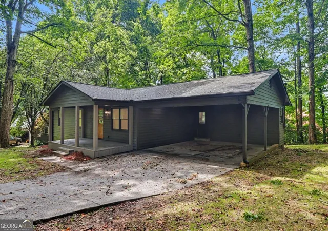 3rd image of 171 Highland Dr Sw, Calhoun, GA 30701 | MLS# 10806735