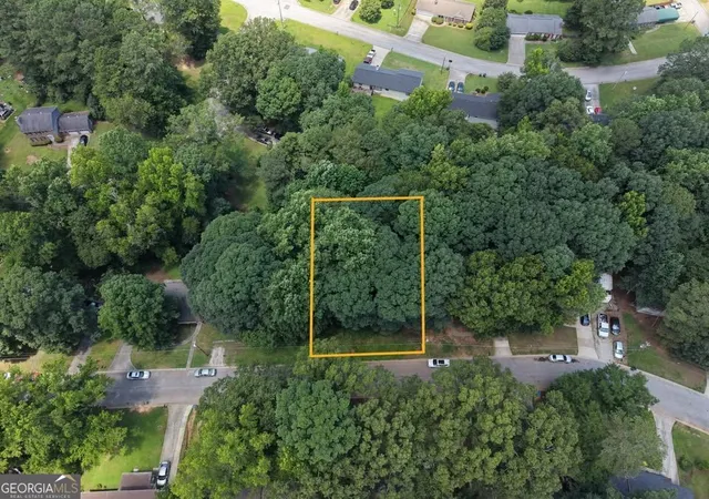 1st image of 656 Lakeridge Dr Se, Conyers, GA 30094 | MLS# 10813502