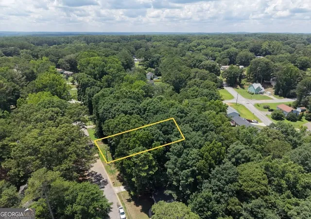 2nd image of 656 Lakeridge Dr Se, Conyers, GA 30094 | MLS# 10813502