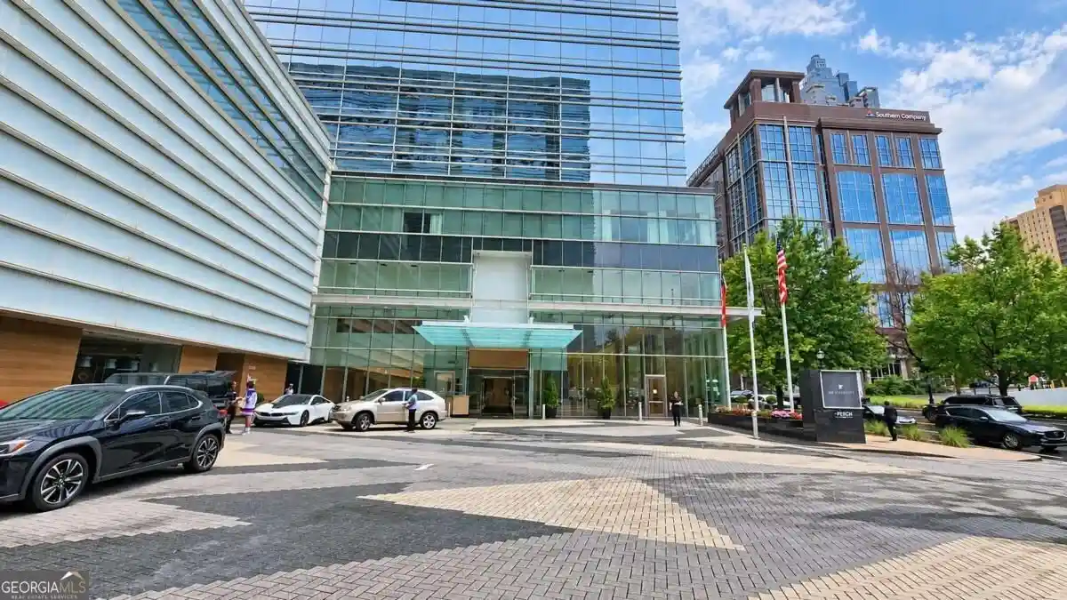 Condo for sale at 45 Ivan Allen Jr Blvd NW #2404, Atlanta, GA 30308 | MLS# 10871332