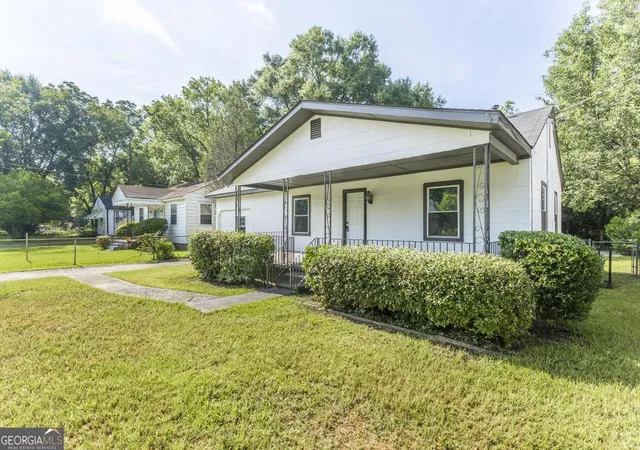 Homes for sale in Macon, GA | 1140 Schley St, Macon, GA 31206 | MLS# 10803980