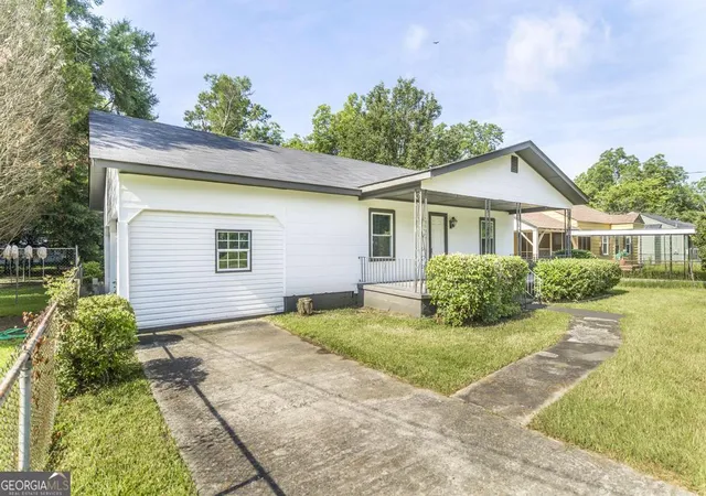 Homes for sale in Macon, GA | 1140 Schley St, Macon, GA 31206 | MLS# 10803980