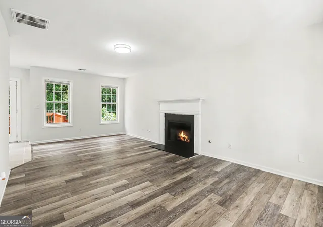 Photo 3 of Single family home for sale at 975 Riverside Walk Xing, Sugar Hill, GA 30518 | MLS# 10781585 | Listing updated on 2026-09-19