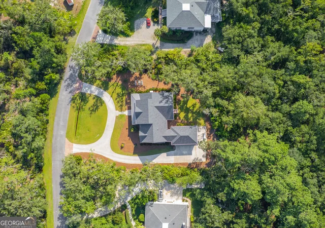 Photo 3 of Single family home for sale at 105 Jones Creek Dr, St. Simons, GA 31522 | MLS# 10827039 | Listing updated on 2026-09-01