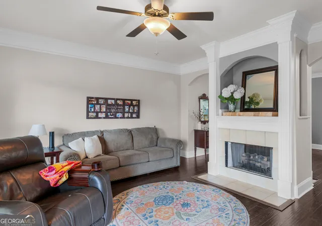 Photo 4 of Sale Pending at 185 Ryan Ln, Covington, GA 30014 | MLS# 10831109 | Listing updated on 2026-10-09