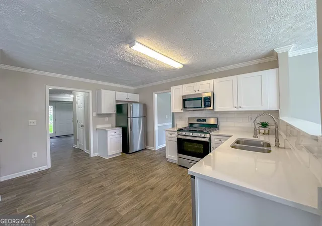 5th image of 1070 Big Haynes Dr, Grayson, GA 30017 | MLS# 10817456