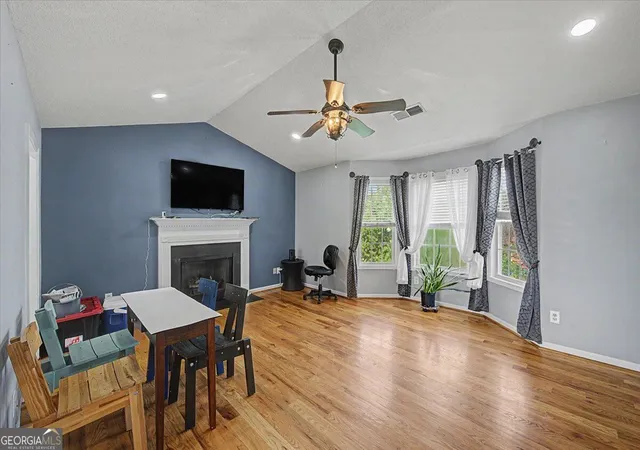 Photo 4 of Sale Pending at 30 Indian Hills Dr, Rydal, GA 30171 | MLS# 10835776 | Listing updated on 2026-10-06