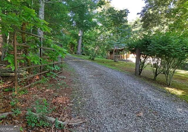 Photo 3 of Single family home for sale at 175 Bell Rd, Mineral Bluff, GA 30559 | MLS# 10778432 | Listing updated on 2026-09-15
