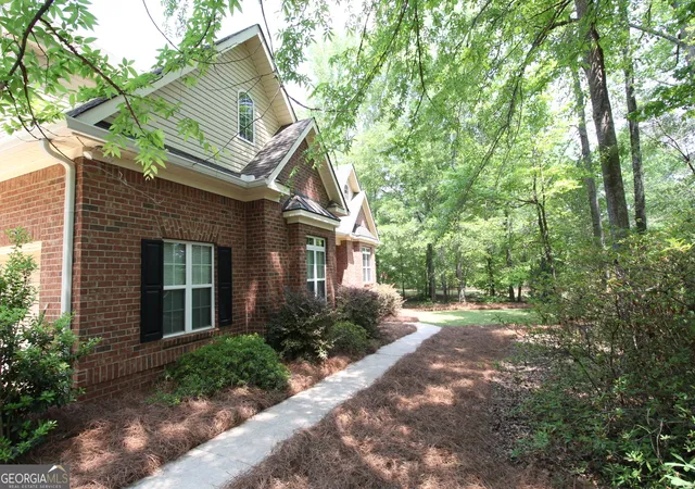 Homes for sale in Forsyth, GA | 450 Deer Creek Dr, Forsyth, GA 31029 | MLS# 10755193