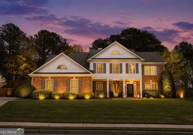 Photo 1 of Single family home for sale at 2725 Ivy Hl Dr, Buford, GA 30519 | MLS# 10723631 | Listing updated on 2026-06-24