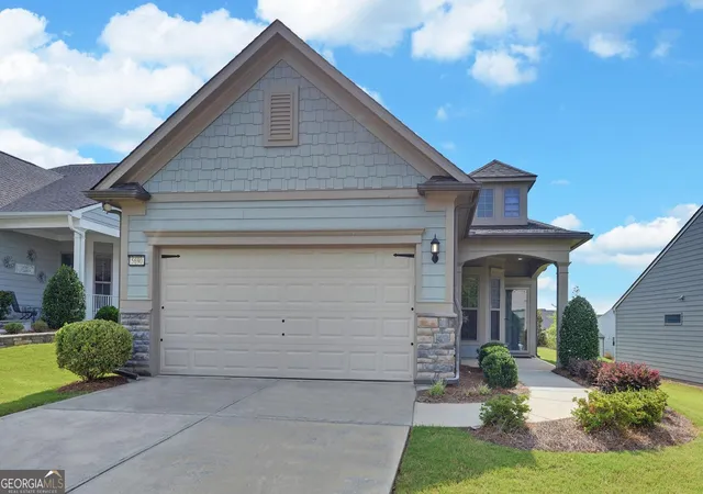 Photo 1 of Single family home for sale at 5690 Maple Blf Way, Hoschton, GA 30548 | MLS# 10803944 | Listing updated on 2026-09-25
