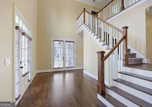 Photo 3 of Sale Pending at 1045 Sandtown Pl Dr Sw, Marietta, GA 30064 | MLS# 10726423 | Listing updated on 2026-09-02