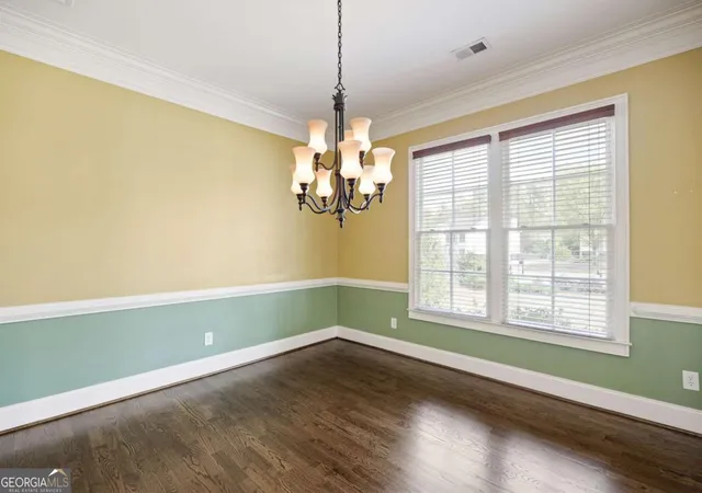 Photo 4 of Sale Pending at 1045 Sandtown Pl Dr SW, Marietta, GA 30064 | MLS# 10726423 | Listing updated on 2026-09-02