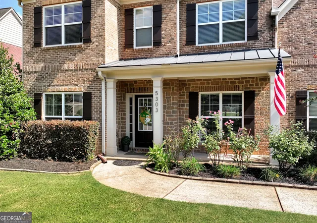Photo 2 of Single family home for sale at 5303 Timber Wild Ln, Buford, GA 30518 | MLS# 10829099 | Listing updated on 2026-09-09