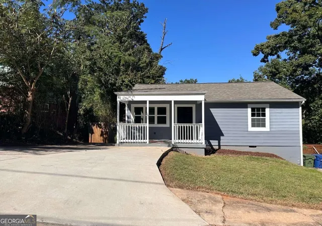 Single family home for sale at 197 Upshaw St SW, Atlanta, GA 30315 | MLS# 10873439