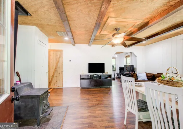 Photo 3 of Single family home for sale at 8176 E Highway 5, Whitesburg, GA 30185 | MLS# 10765341 | Listing updated on 2026-08-19