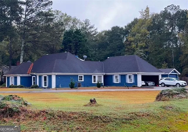 Photo 3 of Single family home for sale at 1501 Shoals Crk Dr Sw, Conyers, GA 30094 | MLS# 10696362 | Listing updated on 2026-06-15