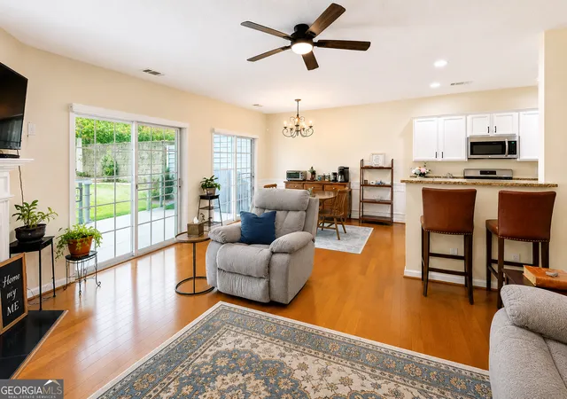 Photo 4 of Sale Pending at 3544 Lantern View Ln, Scottdale, GA 30079 | MLS# 10776898 | Listing updated on 2026-09-14