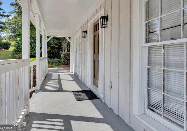 Photo 3 of Single family home for sale at 3775 Clubhouse Ln Se, Conyers, GA 30094 | MLS# 10831478 | Listing updated on 2026-09-17