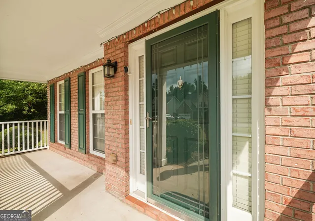 3rd image of 2116 Caneridge Dr Sw, Marietta, GA 30064 | MLS# 10819675