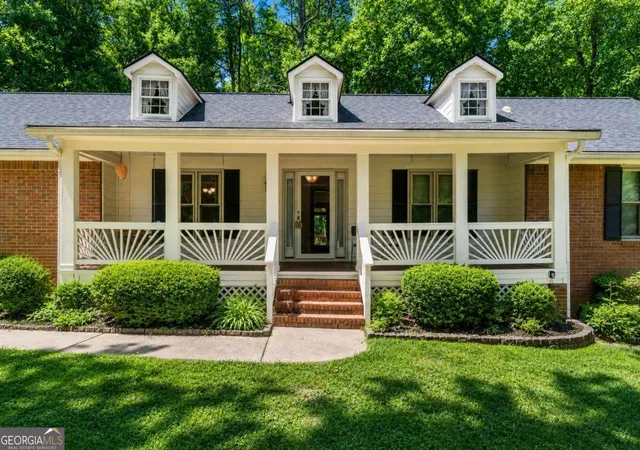 Photo 3 of Single family home for sale at 280 Deer Tr Dr, Mcdonough, GA 30253 | MLS# 10779036 | Listing updated on 2026-07-06