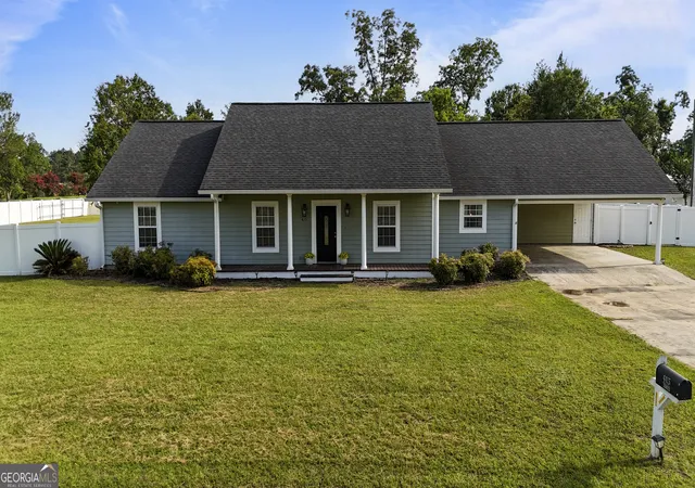 51st image of 415 Walter St, Odum, GA 31555 | MLS# 10802013