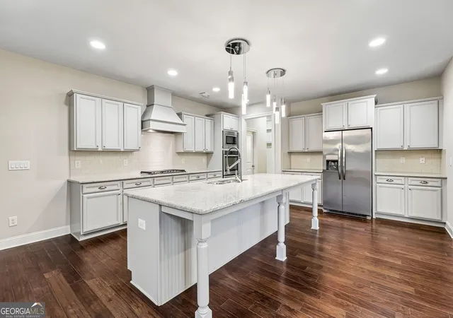 Photo 4 of Single family home for sale at 4801 Belle Estates Rd, Suwanee, GA 30024 | MLS# 10833923 | Listing updated on 2026-09-14