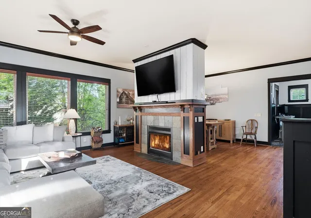 Photo 3 of Single family home for sale at 2814 Prado Ln, Marietta, GA 30066 | MLS# 10737718 | Listing updated on 2026-07-09