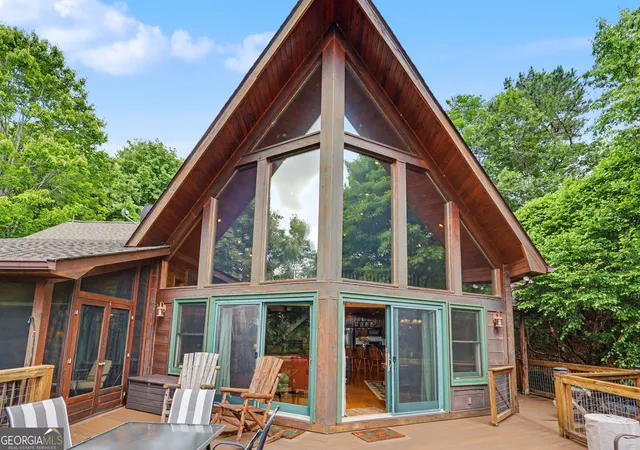 3rd image of 1039 Arbor Dr, Lakemont, GA 30552 | MLS# 10784163