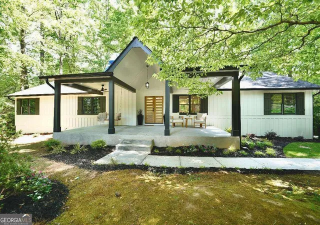 Photo 1 of Single family home for sale at 3875 Grizzard Trl, Peachtree Corners, GA 30092 | MLS# 10827439 | Listing updated on 2026-09-18