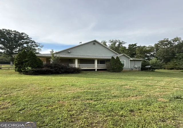 Photo 2 of Sale Pending at 259 Lovers Ln, Union Point, GA 30669 | MLS# 10821454 | Listing updated on 2026-08-31