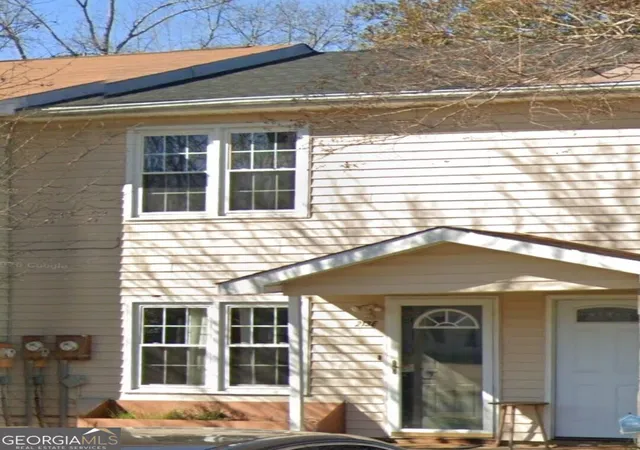 Photo 1 of Multi family home for sale at 213 Woodcrest Cir #APT E, Warner Robins, GA 31093 | MLS# 10836176 | Listing updated on 2026-09-26
