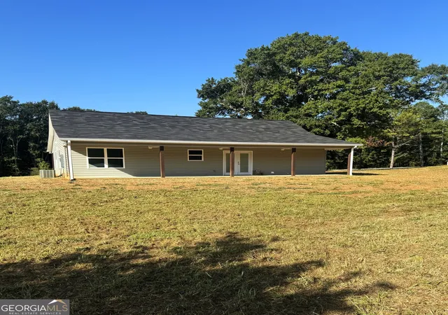 Photo 3 of Single family home for sale at 14885 Hwy 46, Heflin, AL 36264 | MLS# 10802917 | Listing updated on 2026-08-24