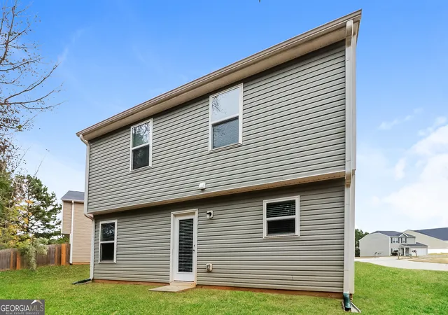 Photo 2 of Single family home for sale at 7103 Tanger Blvd, Riverdale, GA 30296 | MLS# 10729180 | Listing updated on 2026-09-08