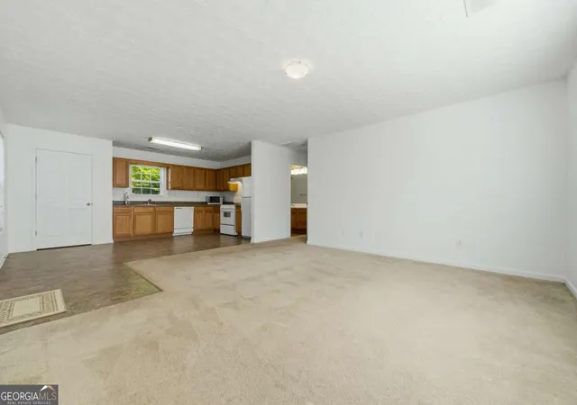 5th image of 6955 Satterlee Woods Ln, Austell, GA 30168 | MLS# 10819402