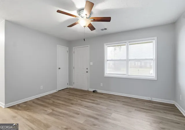 Photo 2 of Single family home for sale at 265 Hummingbird Wy, Riverdale, GA 30274 | MLS# 10835596 | Listing updated on 2026-09-11