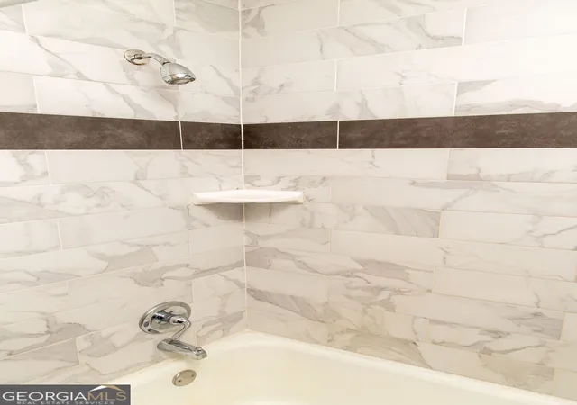 17th image of 1681 Atherton Cir, Decatur, GA 30035 | MLS# 10791310