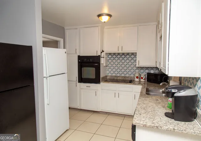 3rd image of 1681 Atherton Cir, Decatur, GA 30035 | MLS# 10791310