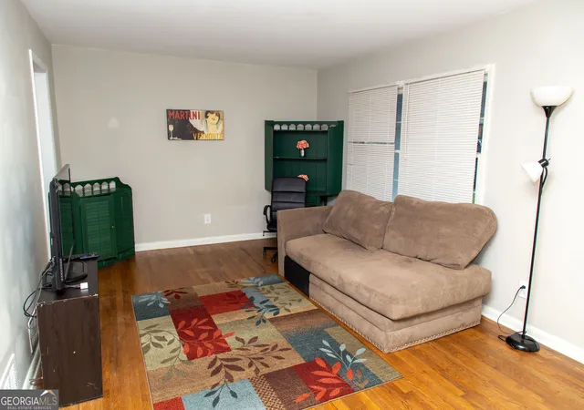 5th image of 1681 Atherton Cir, Decatur, GA 30035 | MLS# 10791310